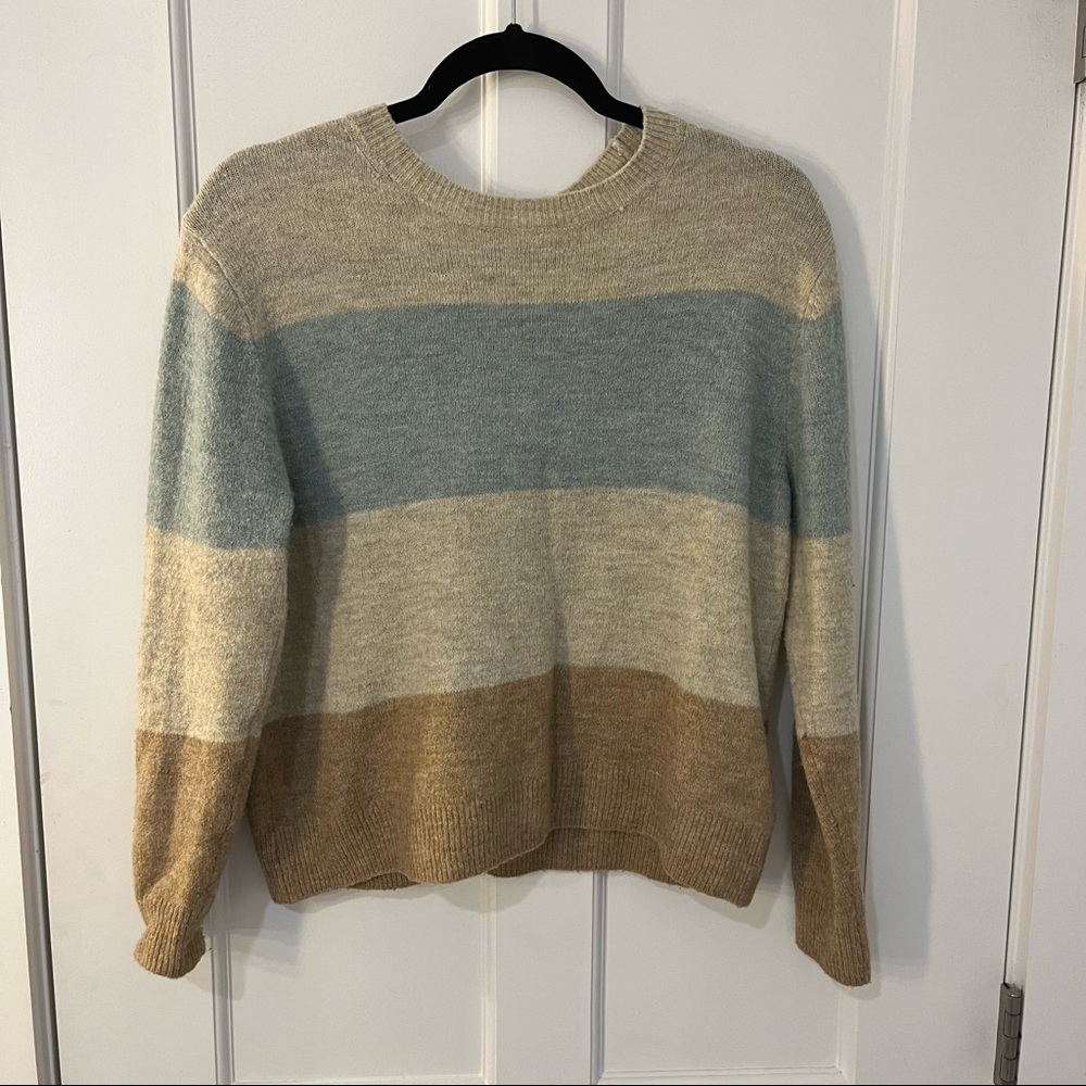 H&M sweater